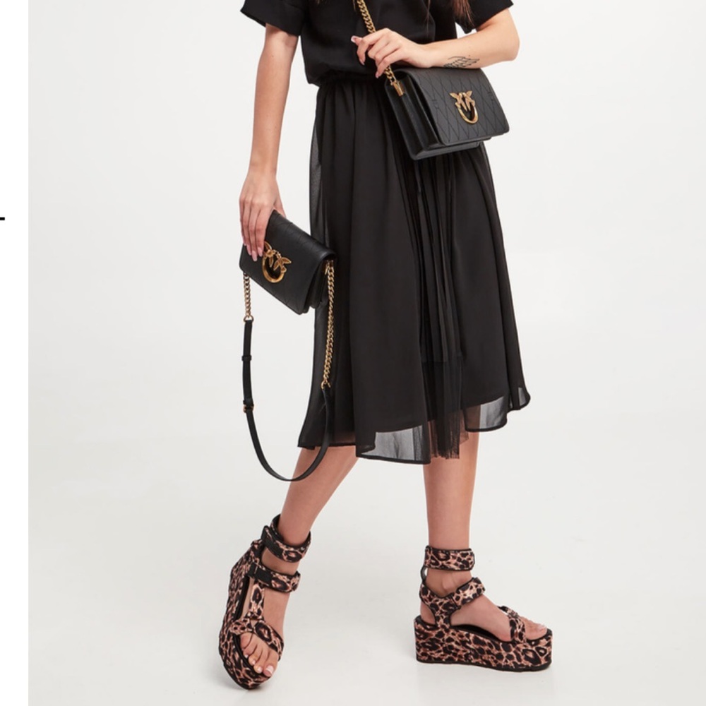 NWT Versace Jeans Couture Leopard Print Platform Sandals
